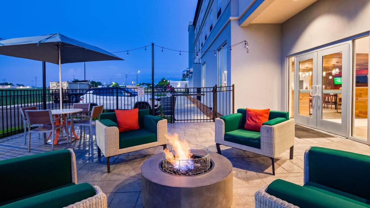 Holiday Inn - Clarksville Northeast By Ihg Esterno foto