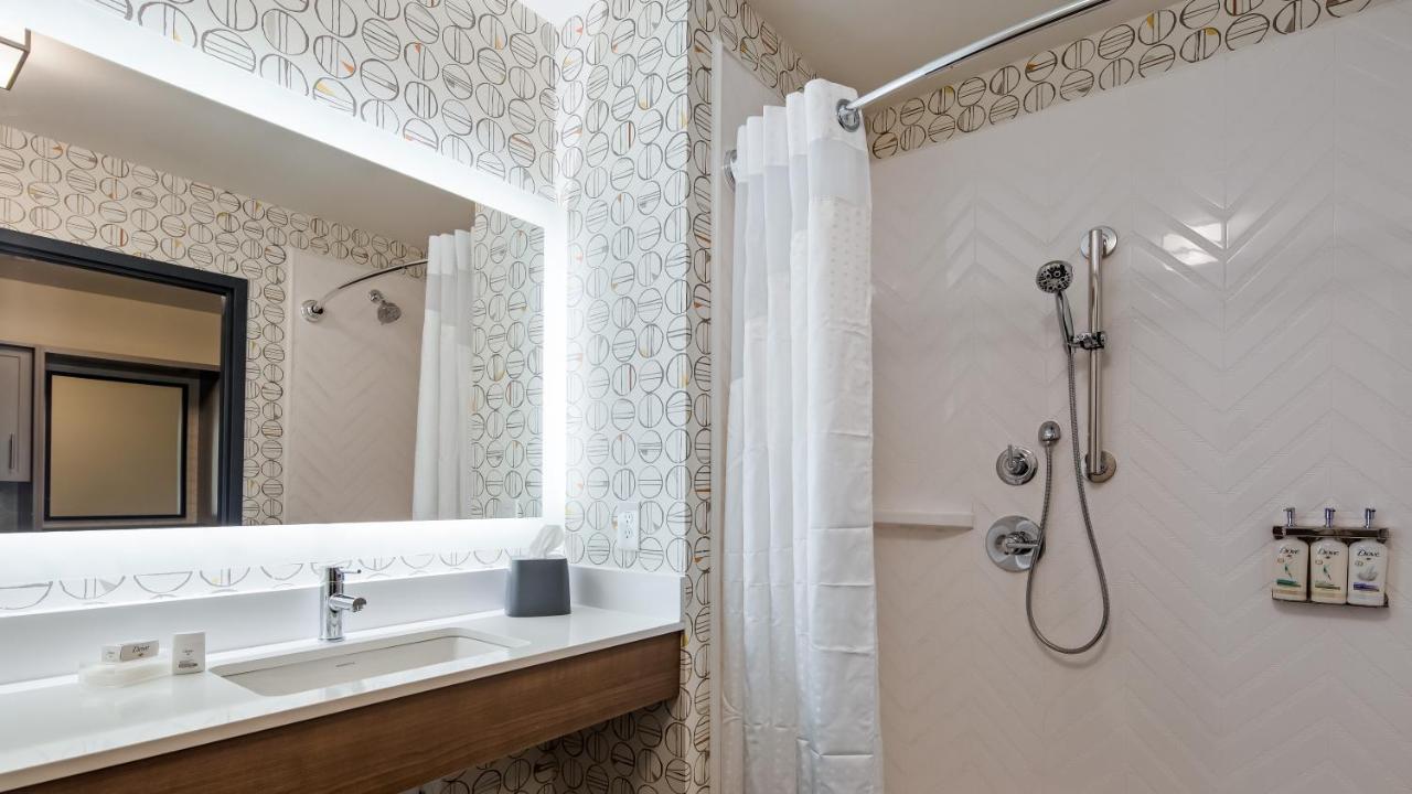 Holiday Inn - Clarksville Northeast By Ihg Esterno foto