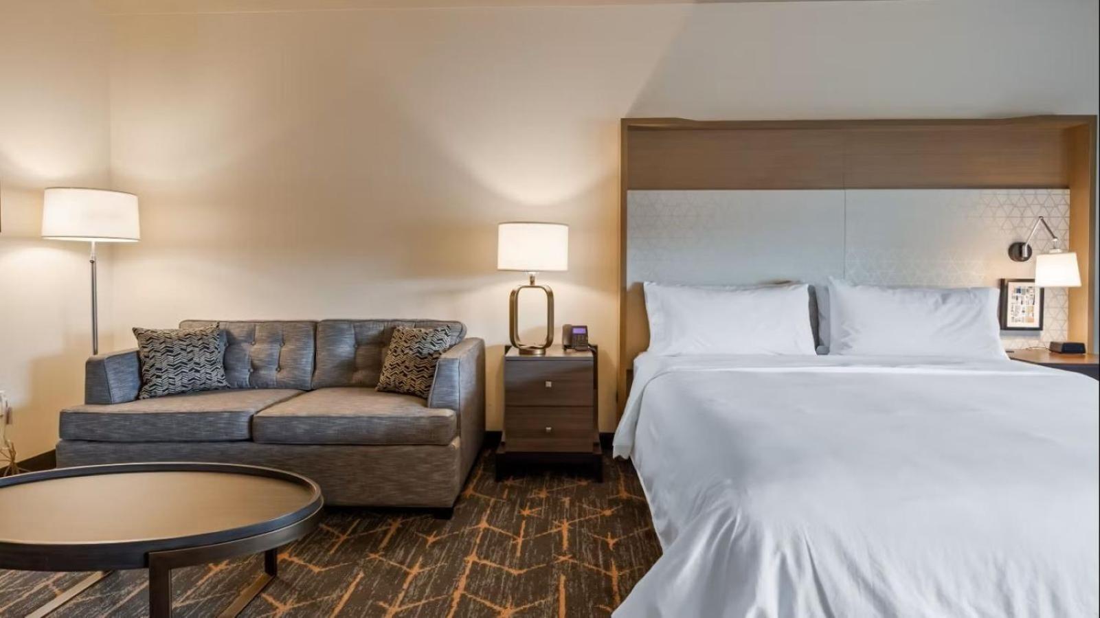 Holiday Inn - Clarksville Northeast By Ihg Esterno foto